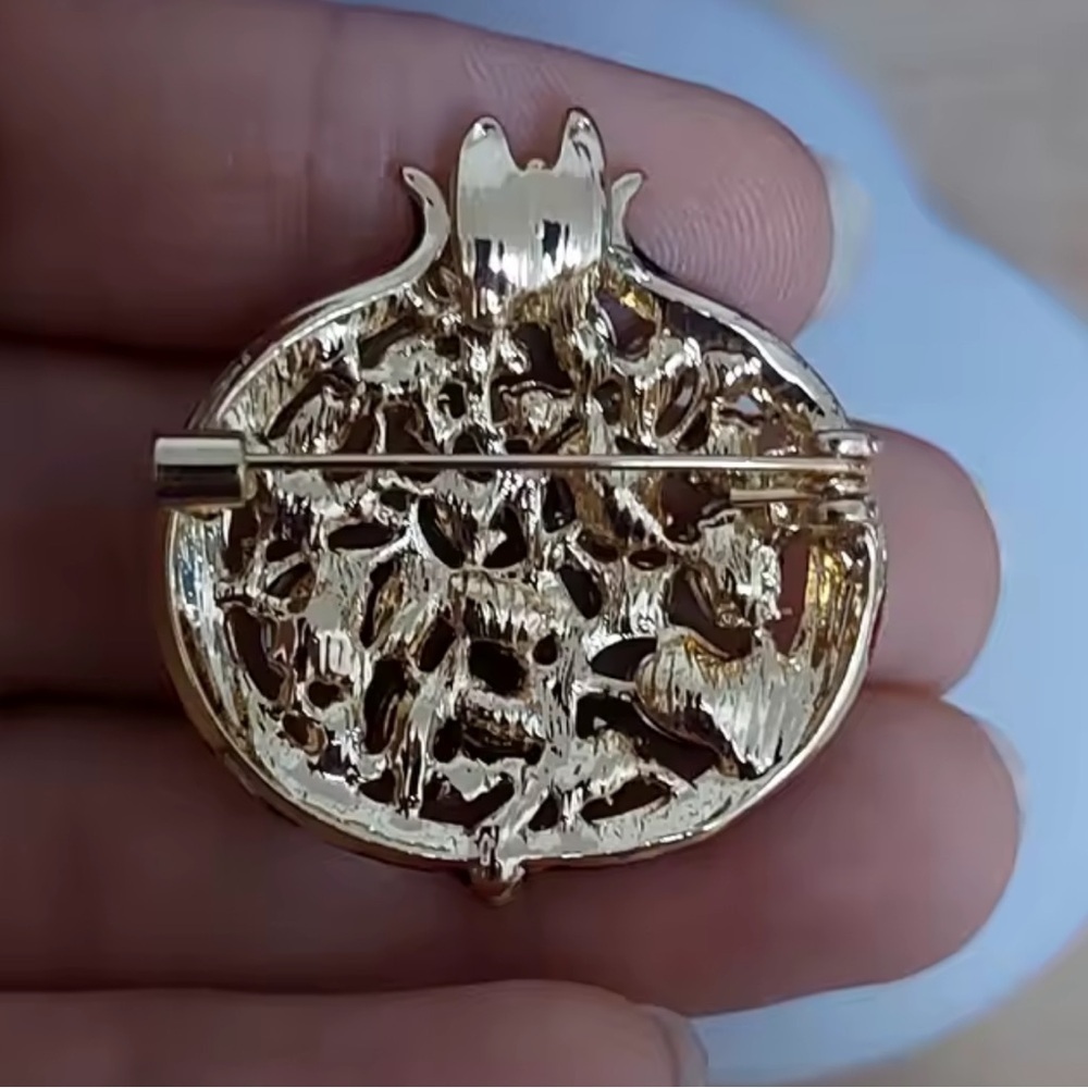 Red Pomegranate Crystal Gold Brooch - Picture 10 of 11